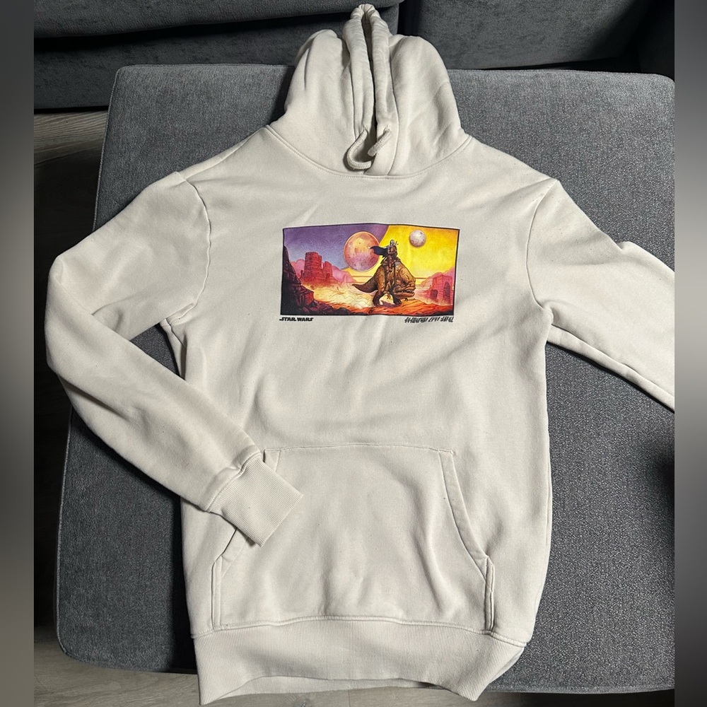 Star Wars Mandalorian Cream Hoodie with Graphic Print